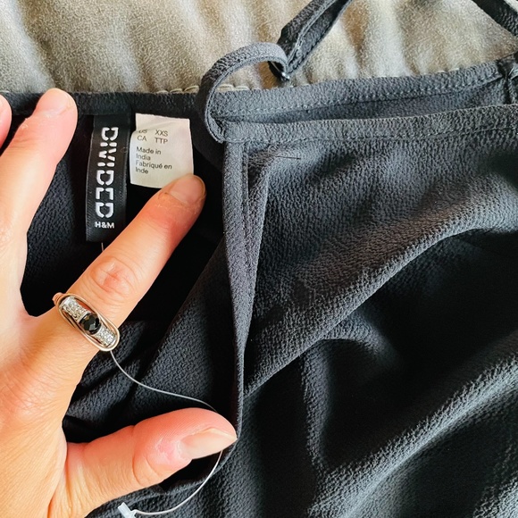 H&M Summer Dress - Picture 8 of 9